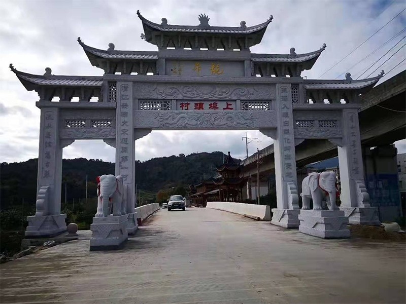 農(nóng)村村口石牌坊雕刻樣式有哪些，所表達(dá)的美好寓意